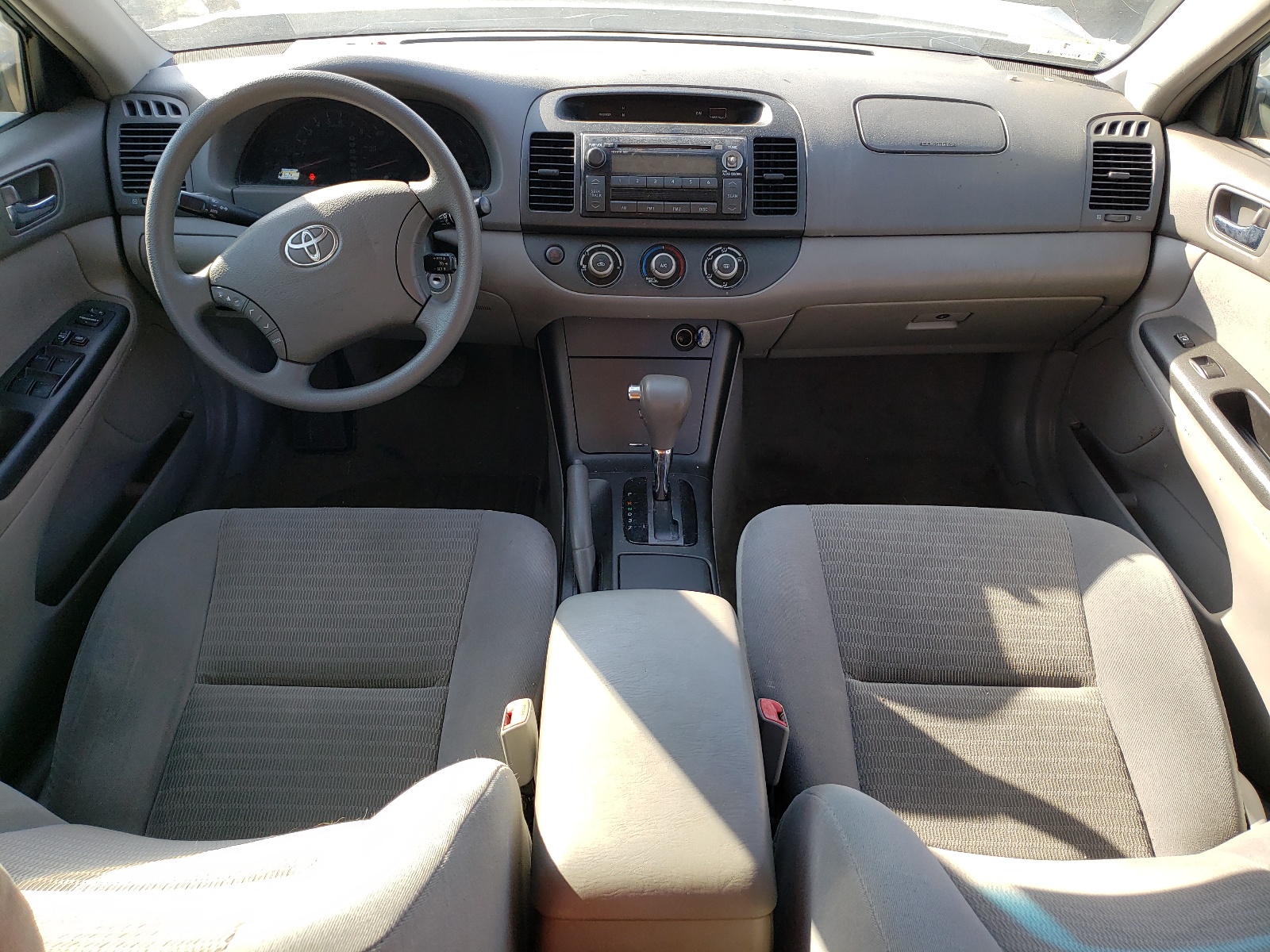 4T1BE32K65U598861 2005 Toyota Camry Le