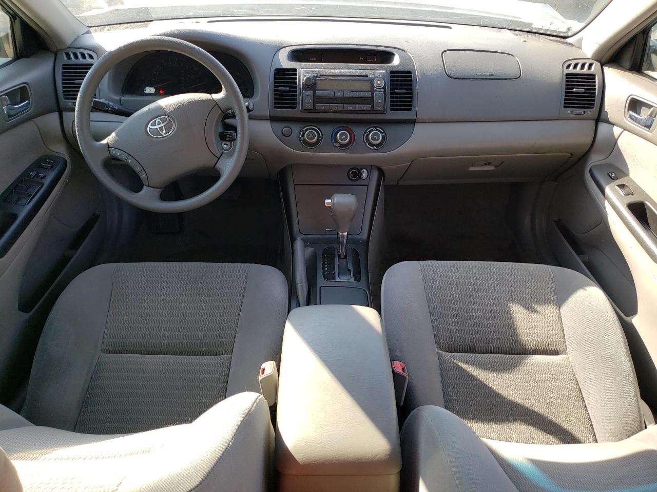 2005 Toyota Camry Le VIN: 4T1BE32K65U598861 Lot: 60082044