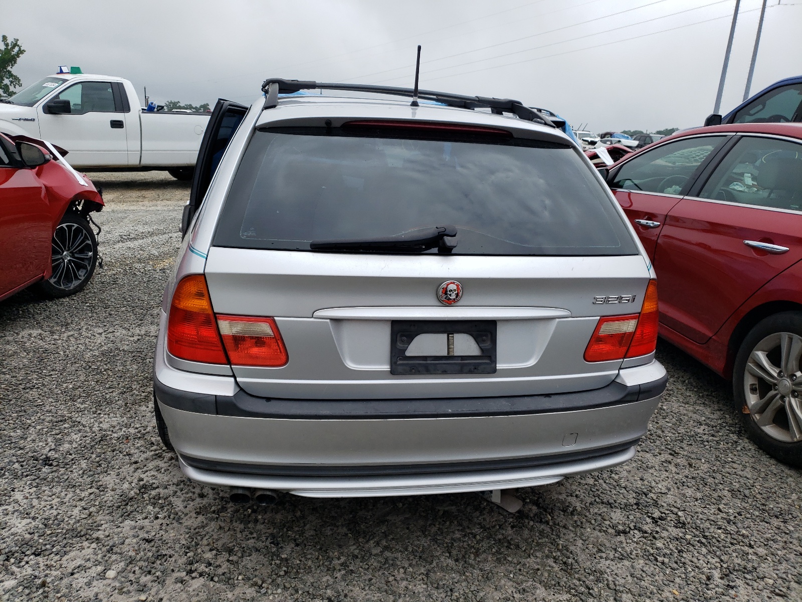 WBAEN33464PC13040 2004 BMW 325 It