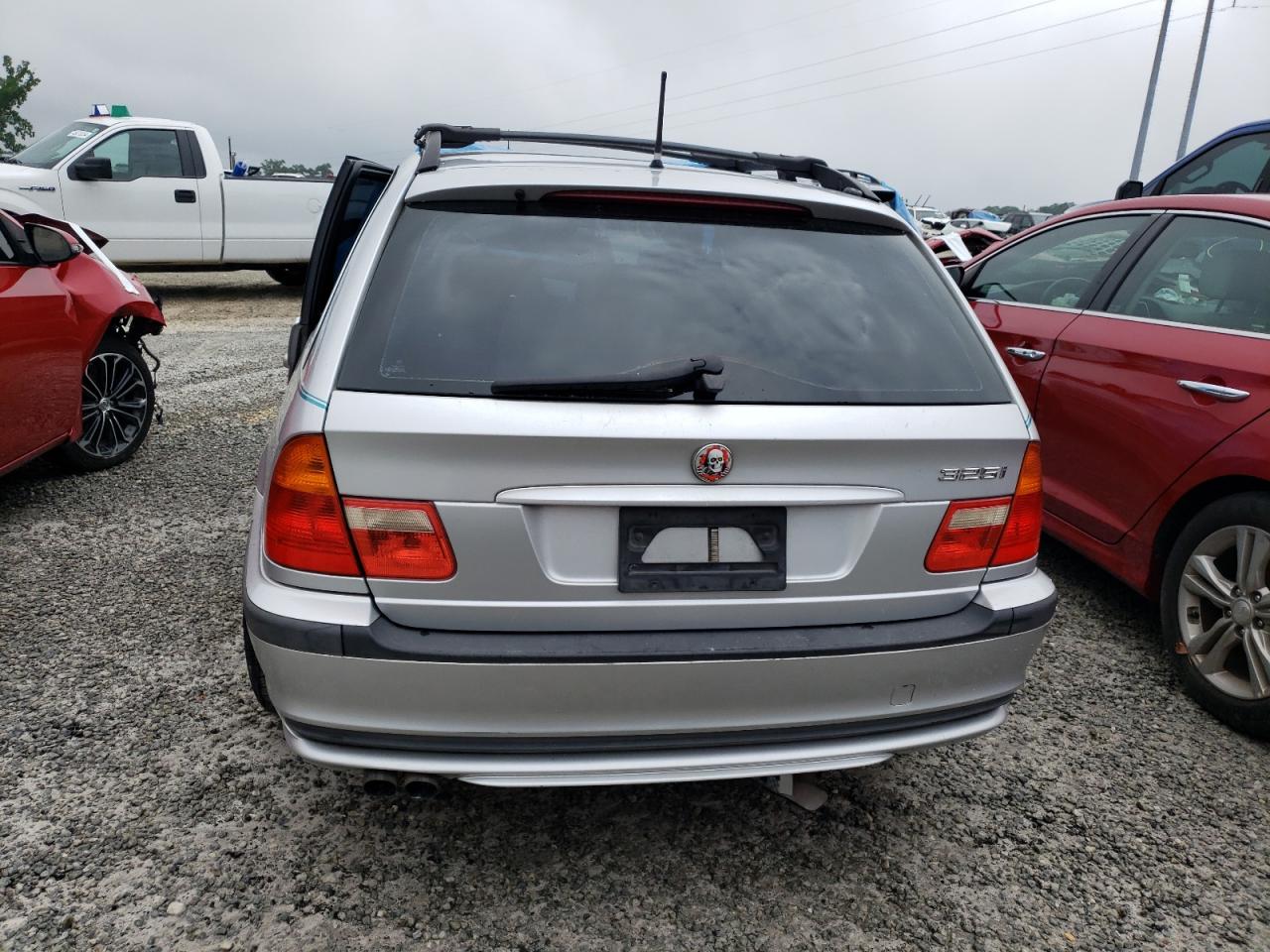 2004 BMW 325 It VIN: WBAEN33464PC13040 Lot: 60507064