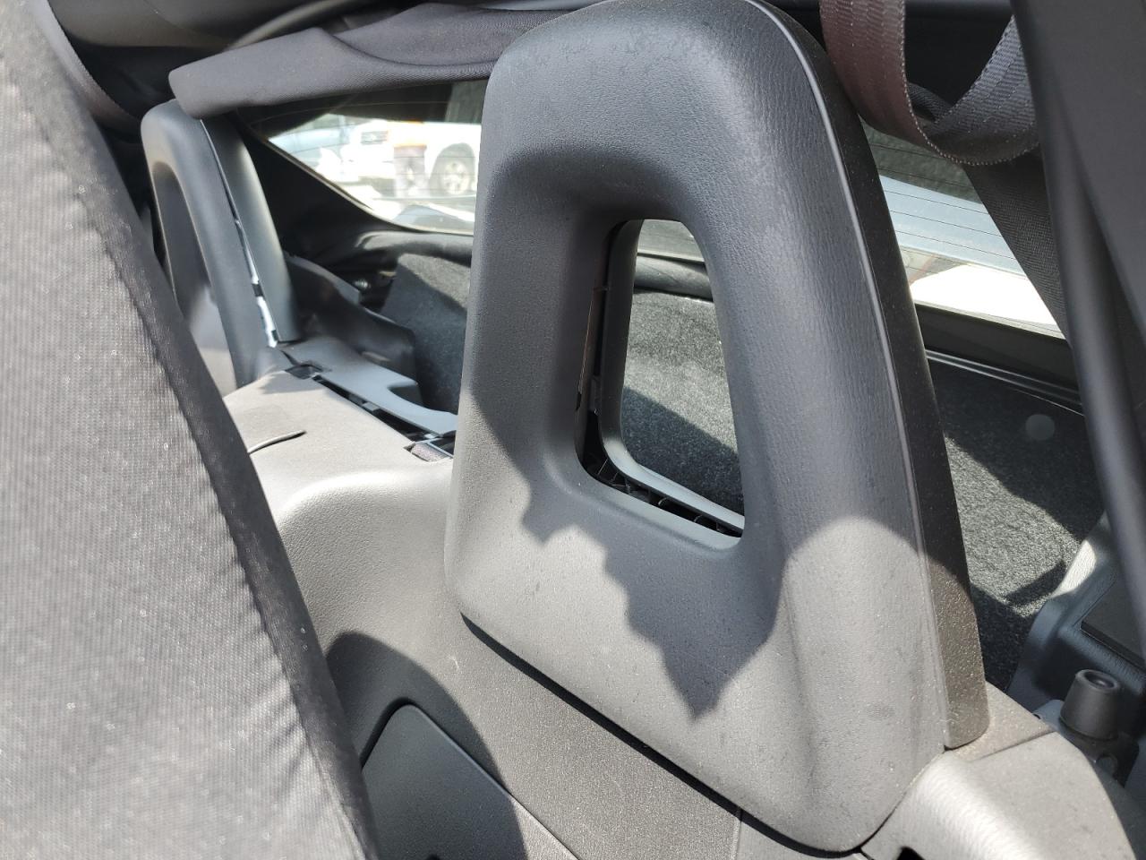 2017 Mazda Mx-5 Miata Sport VIN: JM1NDAB71H0123618 Lot: 60309594