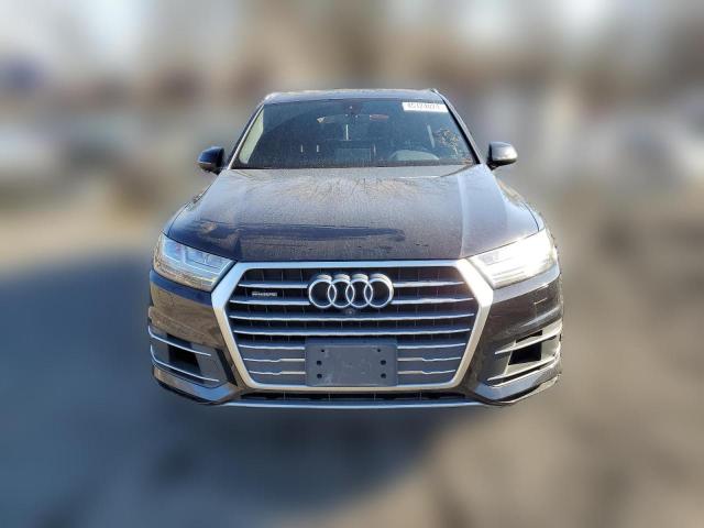  AUDI Q7 2018 Чорний