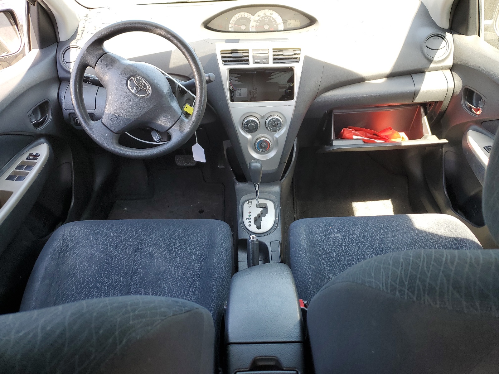 JTDBT923771114917 2007 Toyota Yaris