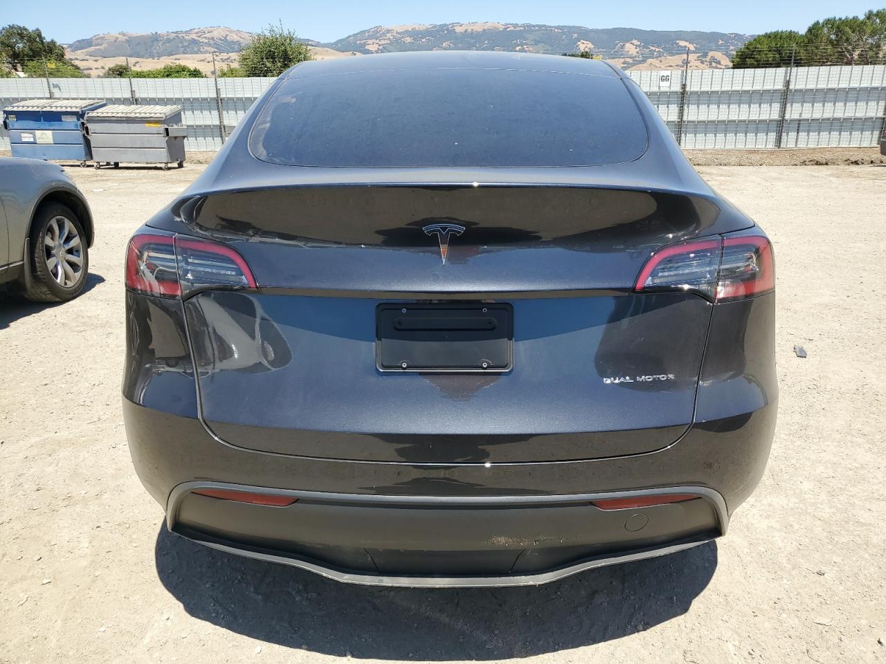 7SAYGDEE7RF069926 2024 Tesla Model Y