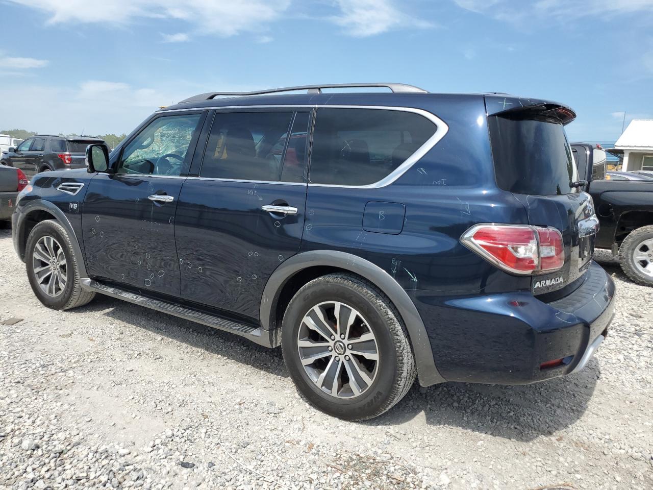 JN8AY2NC0H9500912 2017 NISSAN ARMADA - Image 2