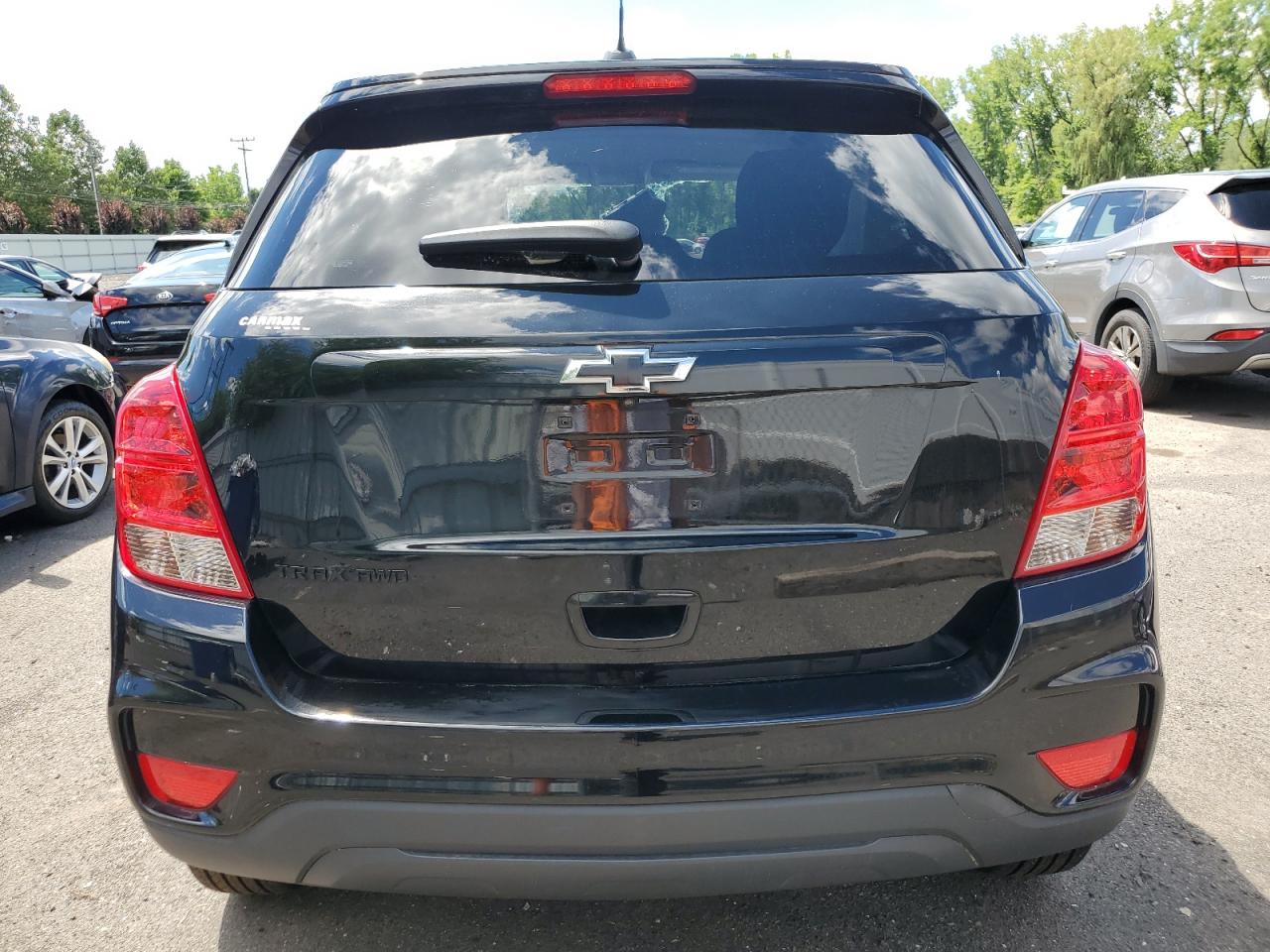 2019 Chevrolet Trax Ls VIN: 3GNCJNSB2KL212644 Lot: 60874084