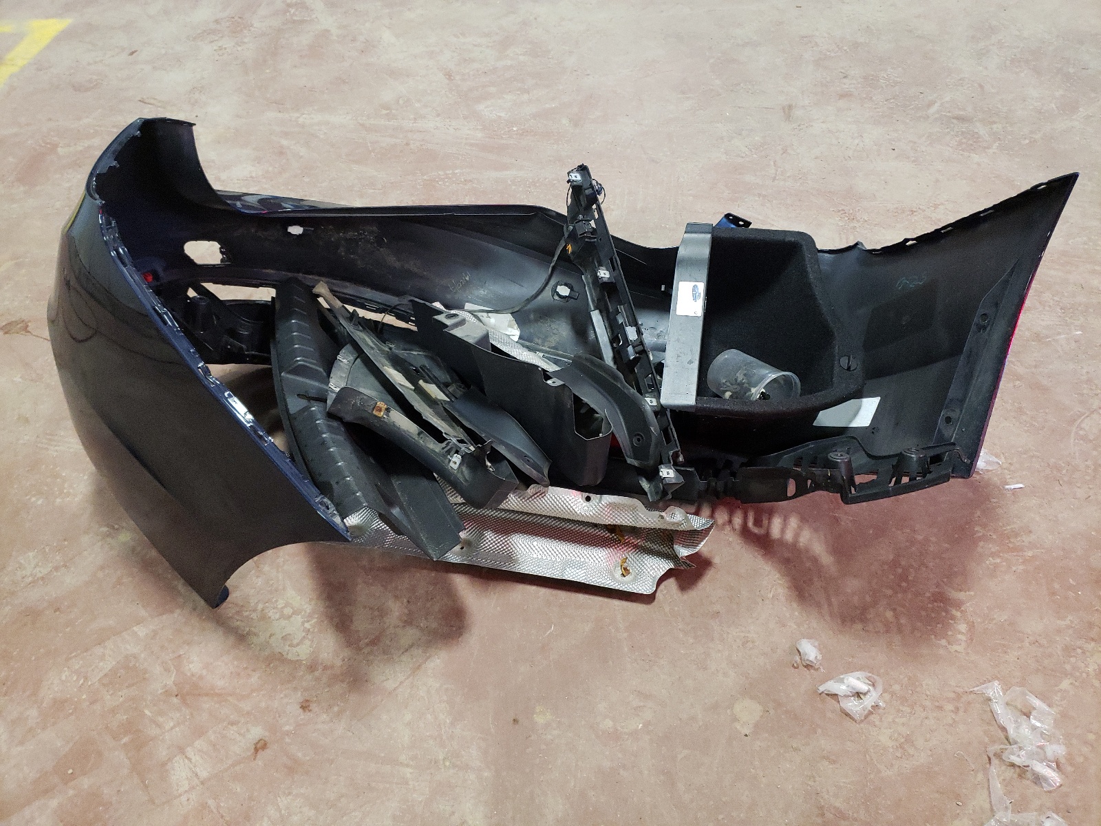 WBA8D9G36HNU63655 2017 BMW 330 Xi