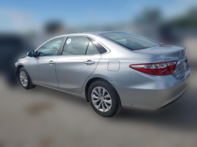  TOYOTA CAMRY 2015 Серебристый