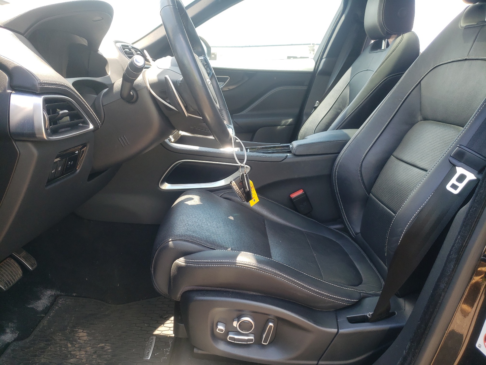 SADCL2EV0JA271287 2018 Jaguar F-Pace R - Sport