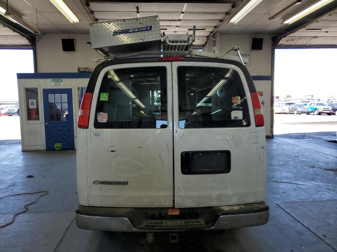 2007 Chevrolet Express G3500 VIN: 1GCHG35U571142781 Lot: 57269414