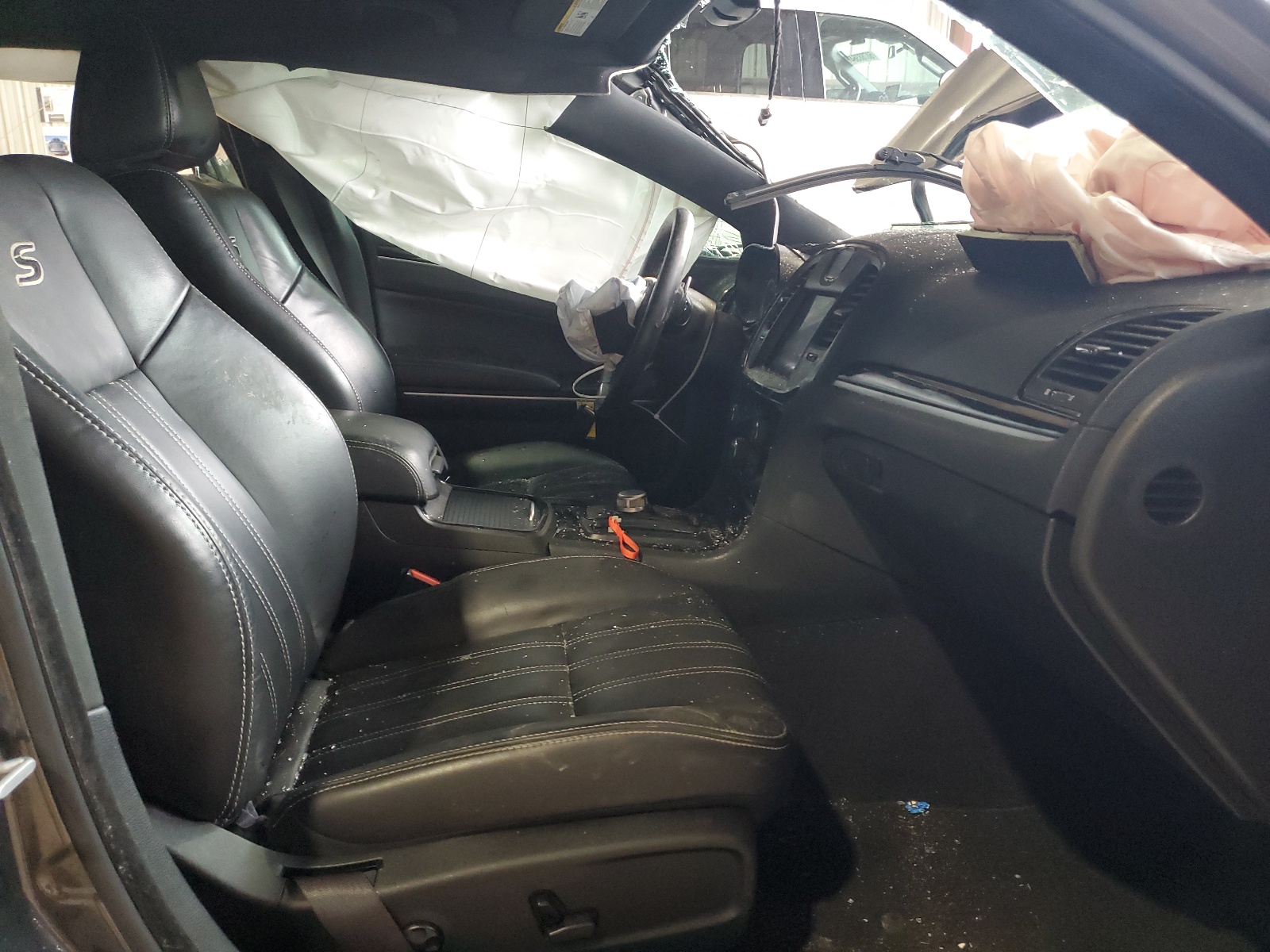 2C3CCABG2KH693936 2019 Chrysler 300 S