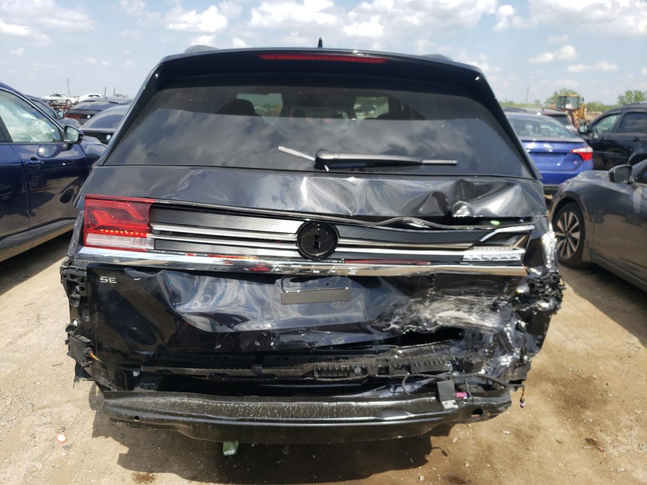 1V2DR2CA3RC543490 2024 Volkswagen Atlas Se