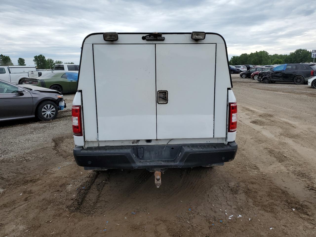 1FTMF1CBXJKF23261 2018 Ford F150