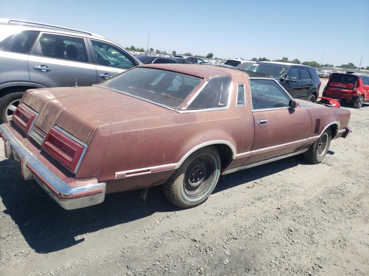 1979 Ford Thunderbir VIN: 9J87H101112 Lot: 61273464