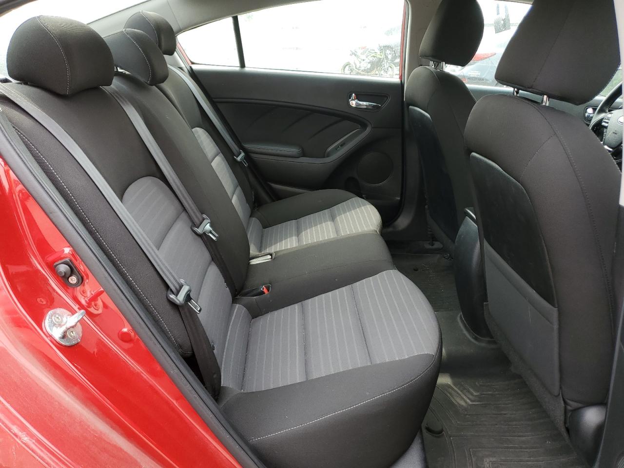 2017 Kia Forte Lx VIN: 3KPFL4A78HE031889 Lot: 61076144