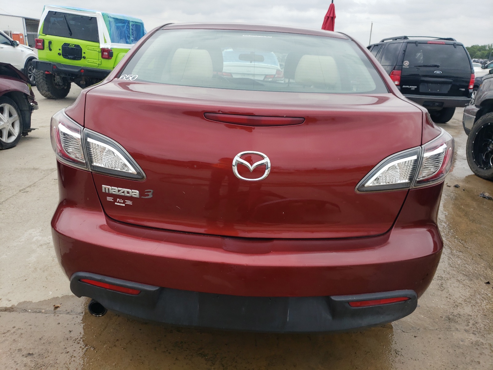 JM1BL1VF0B1388394 2011 Mazda 3 I