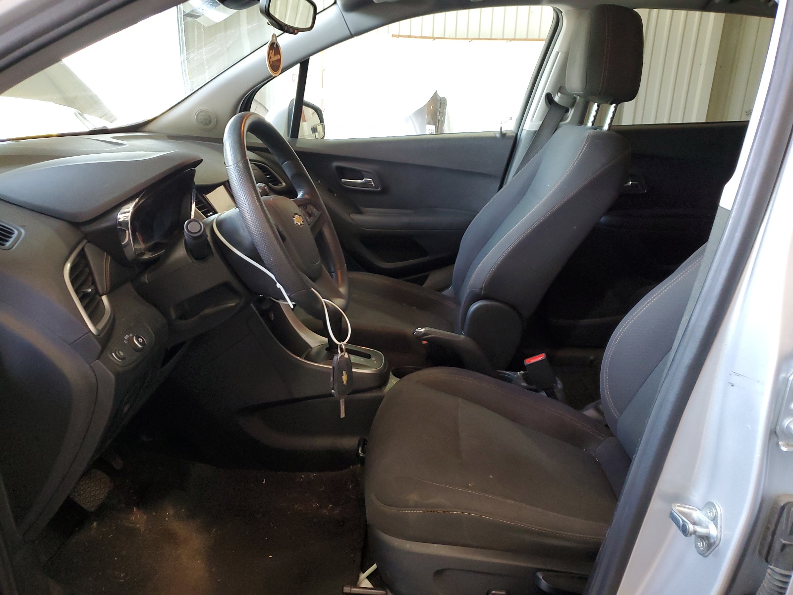 3GNCJKSB4KL366237 2019 Chevrolet Trax Ls