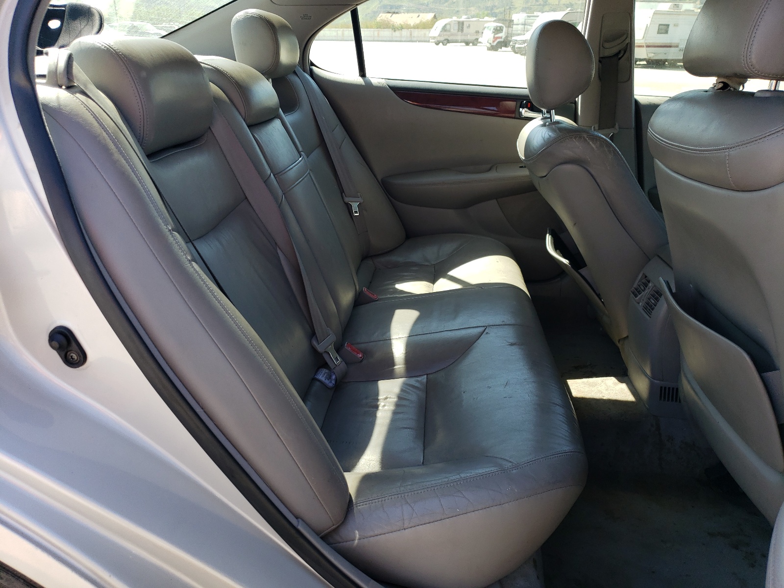 JTHBF30G120009930 2002 Lexus Es 300