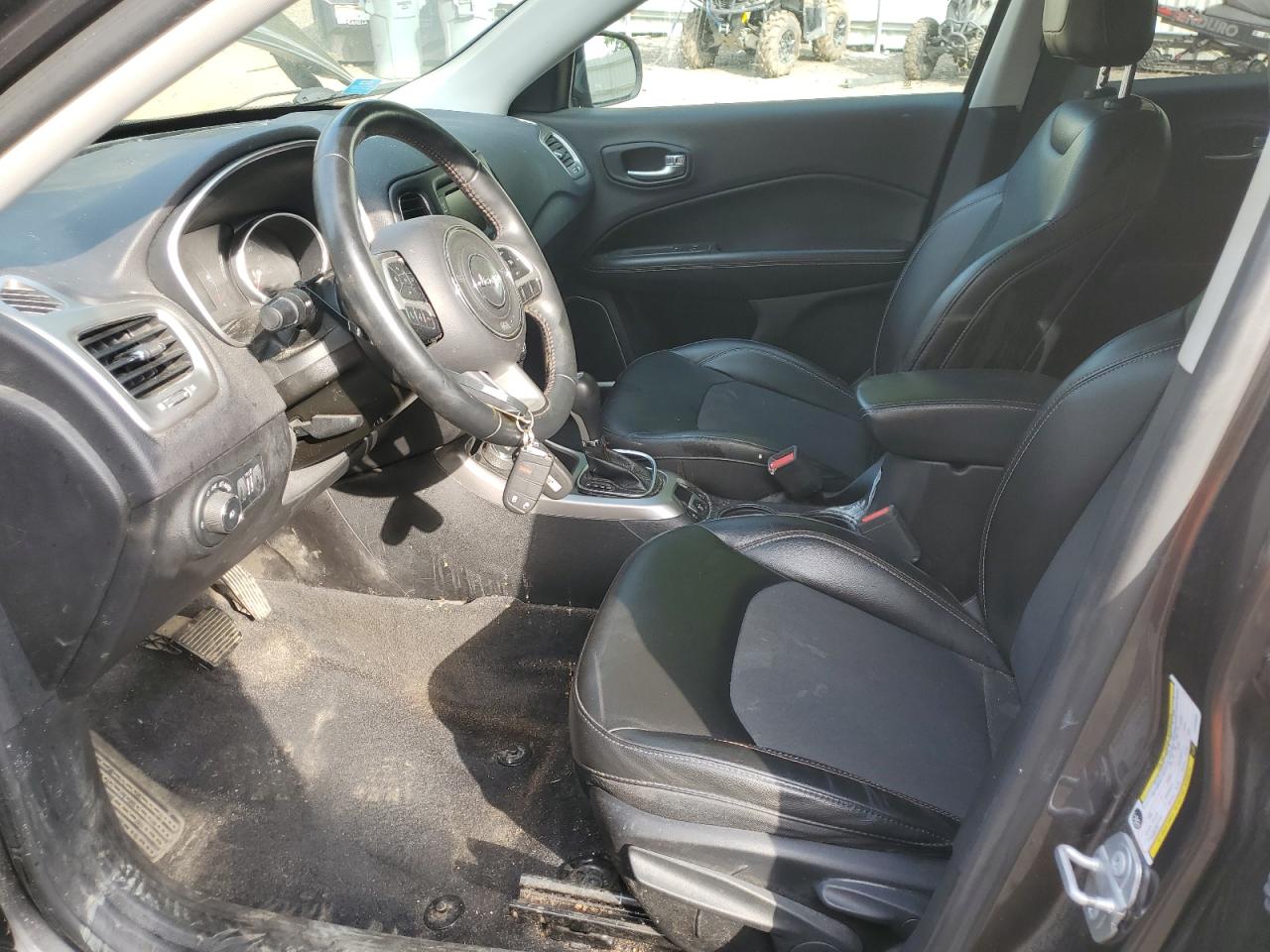 2018 Jeep Compass Latitude VIN: 3C4NJDBB7JT320865 Lot: 57175844