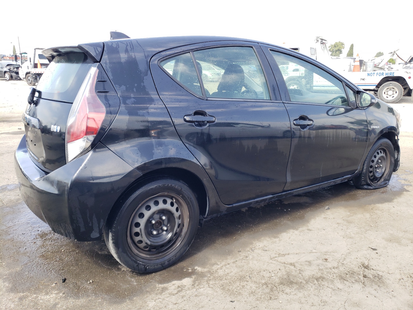 2015 Toyota Prius C vin: JTDKDTB36F1100130