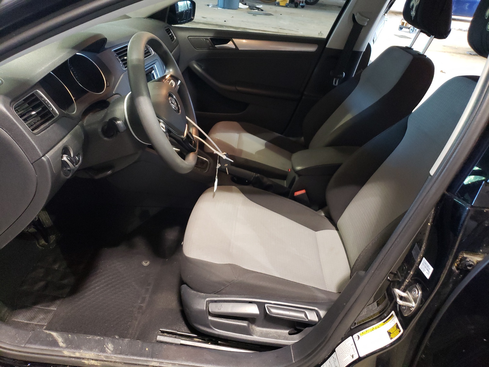 3VW2B7AJ9HM245498 2017 Volkswagen Jetta S