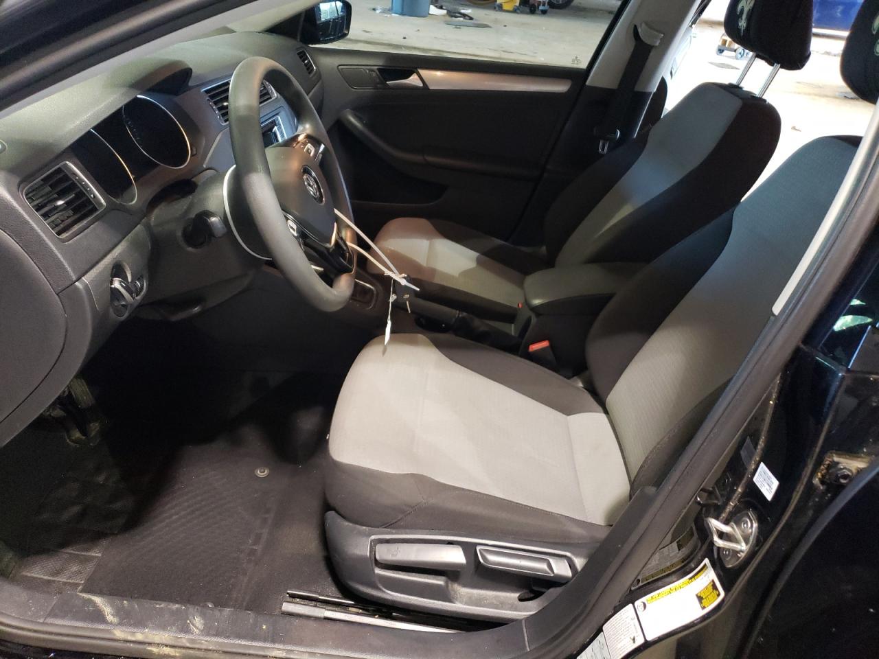 2017 Volkswagen Jetta S VIN: 3VW2B7AJ9HM245498 Lot: 58133044