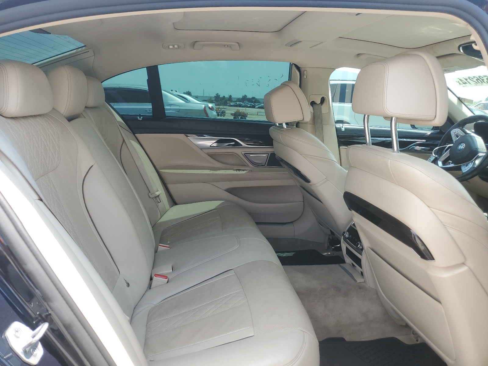 WBA7E2C53GG546826 2016 BMW 740 I