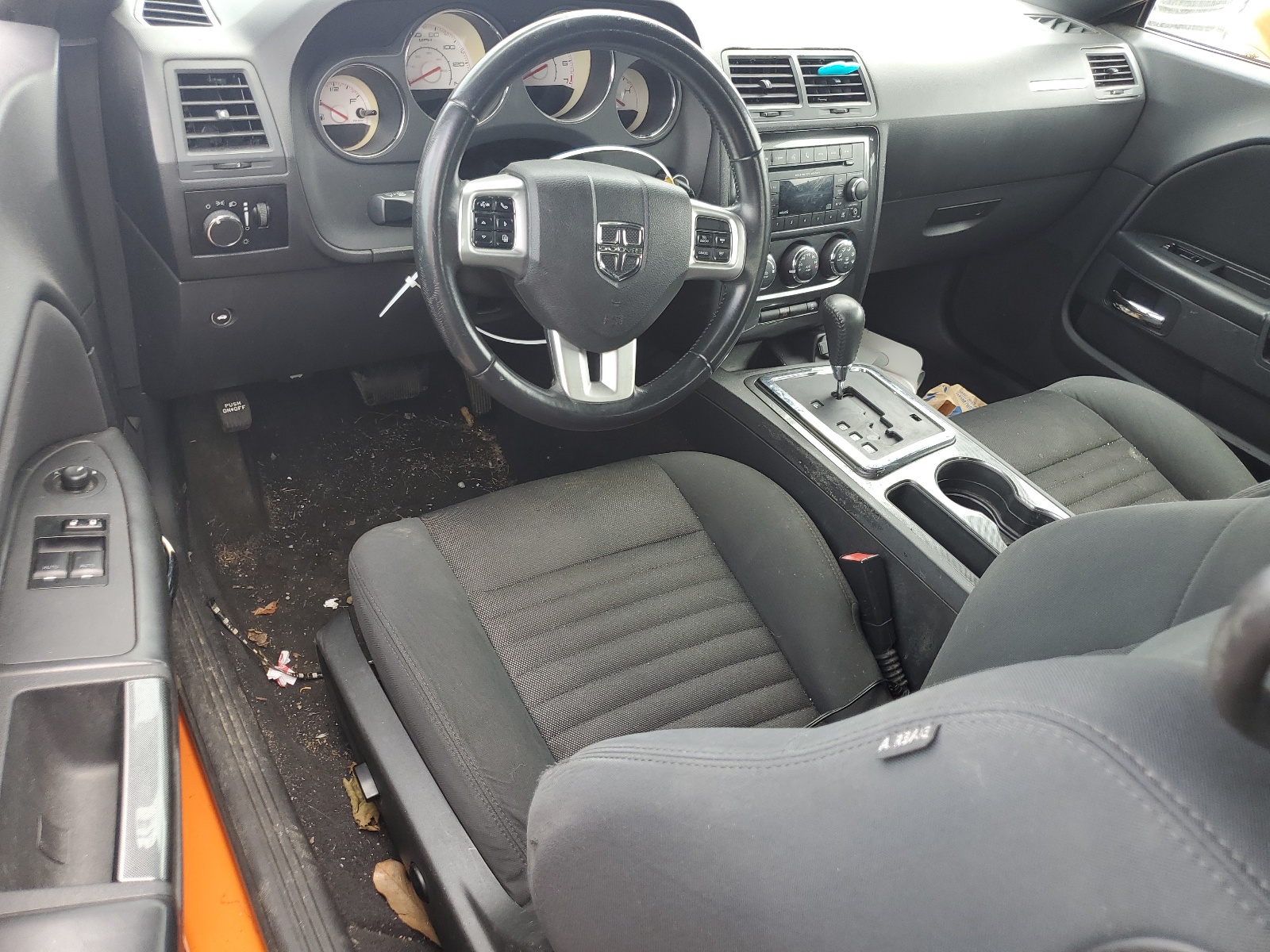 2C3CDYAG1CH127873 2012 Dodge Challenger Sxt