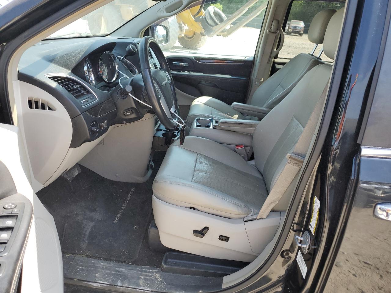 2013 Chrysler Town & Country Touring L VIN: 2C4RC1CG5DR734741 Lot: 59621894