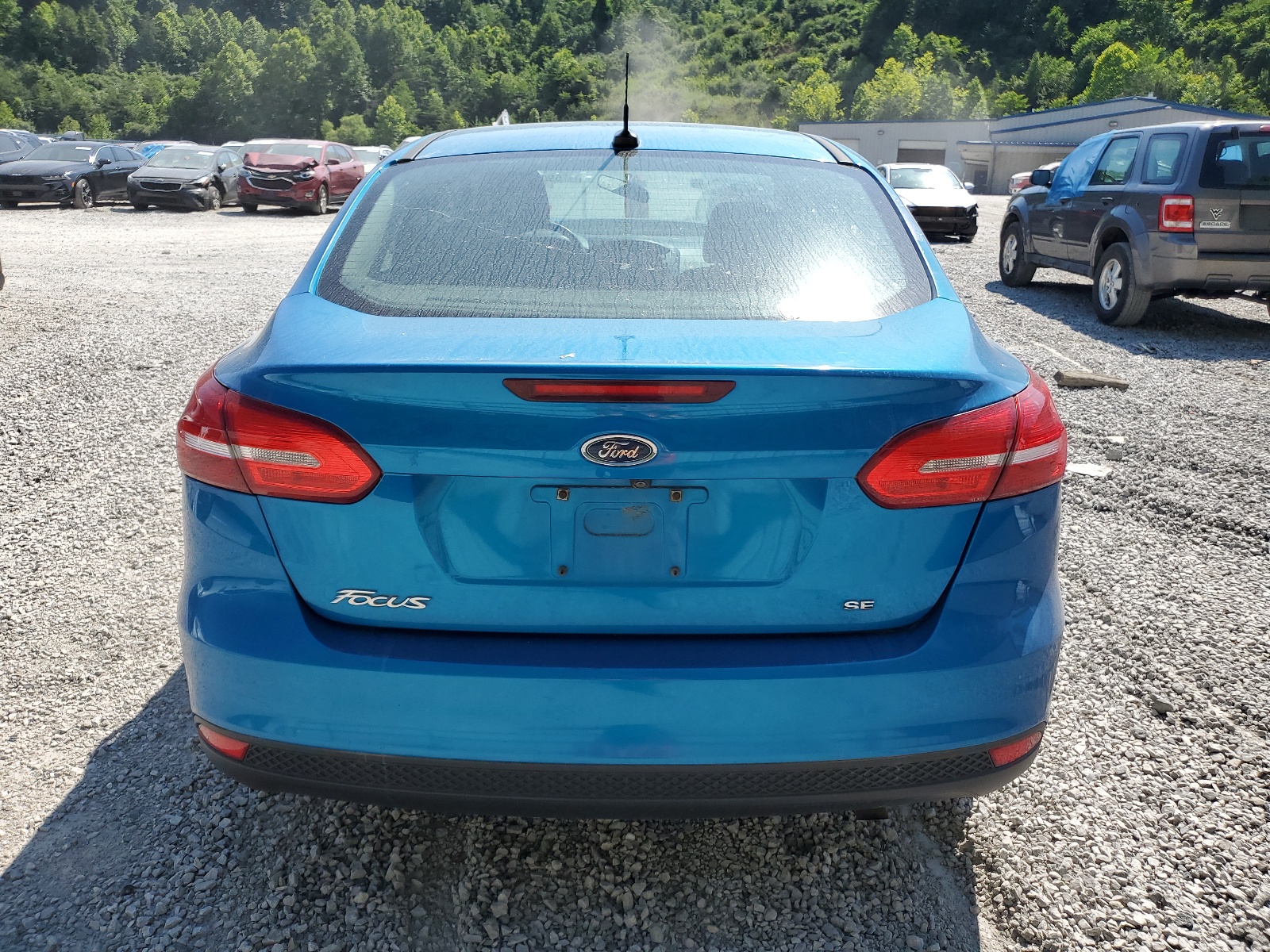 1FADP3F2XFL260409 2015 Ford Focus Se