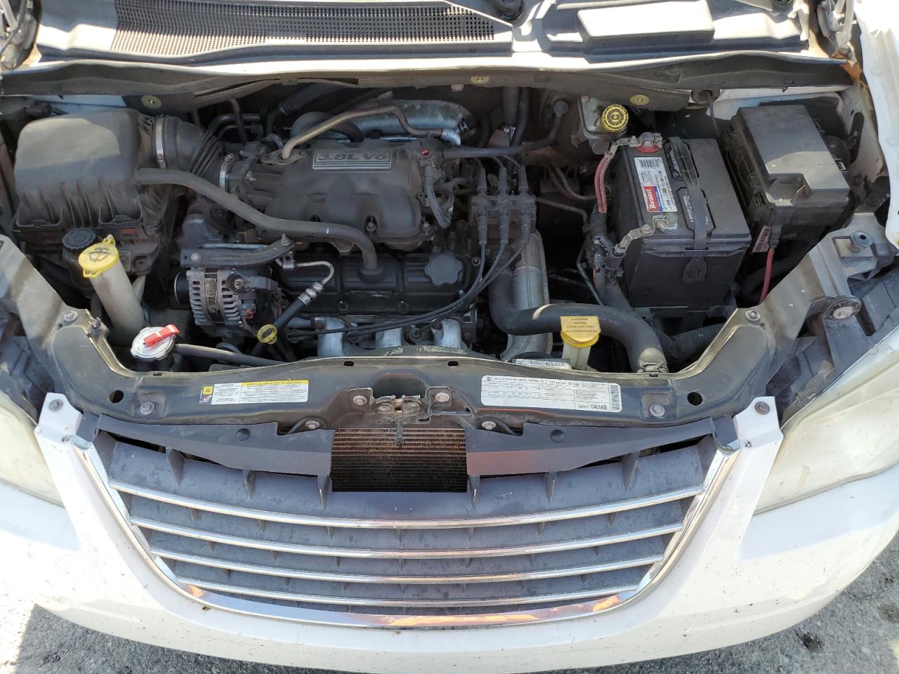 2010 Chrysler Town & Country Touring VIN: 2A4RR5D12AR352544 Lot: 60173254