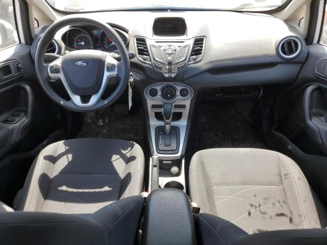  FORD FIESTA 2018 Белый