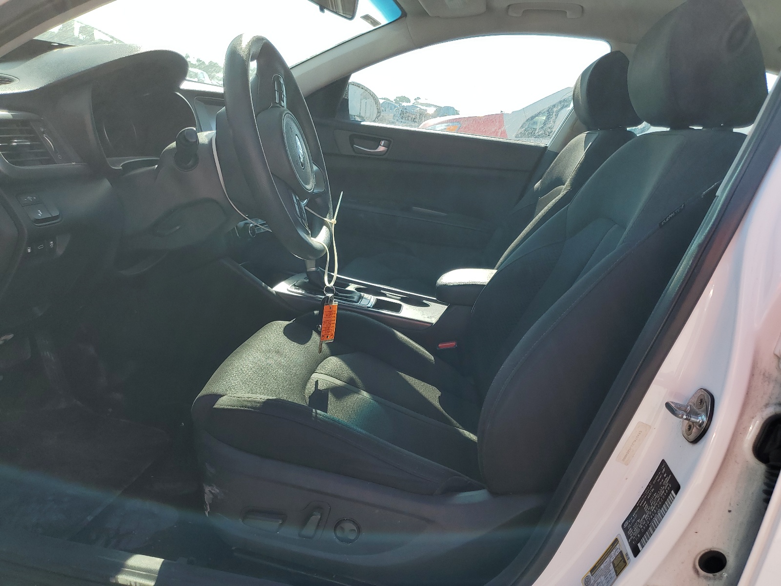 5XXGT4L31JG204888 2018 Kia Optima Lx