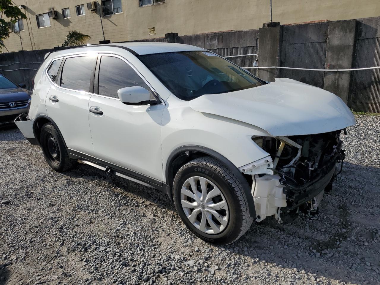 2018 Nissan Rogue S VIN: 5N1AT2MTXJC760542 Lot: 61113854