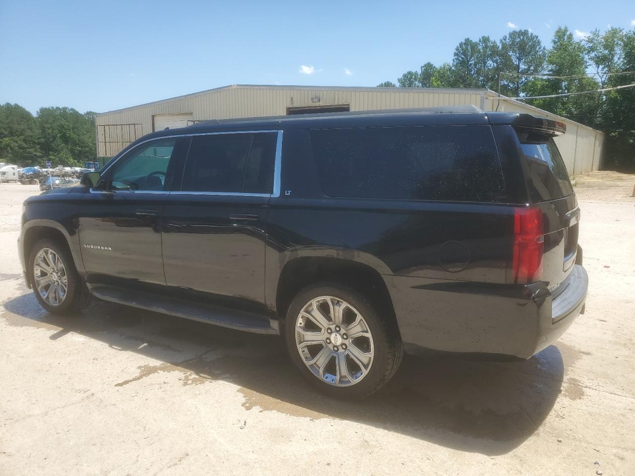 1GNSKJKC3FR254085 2015 CHEVROLET SUBURBAN - Image 2