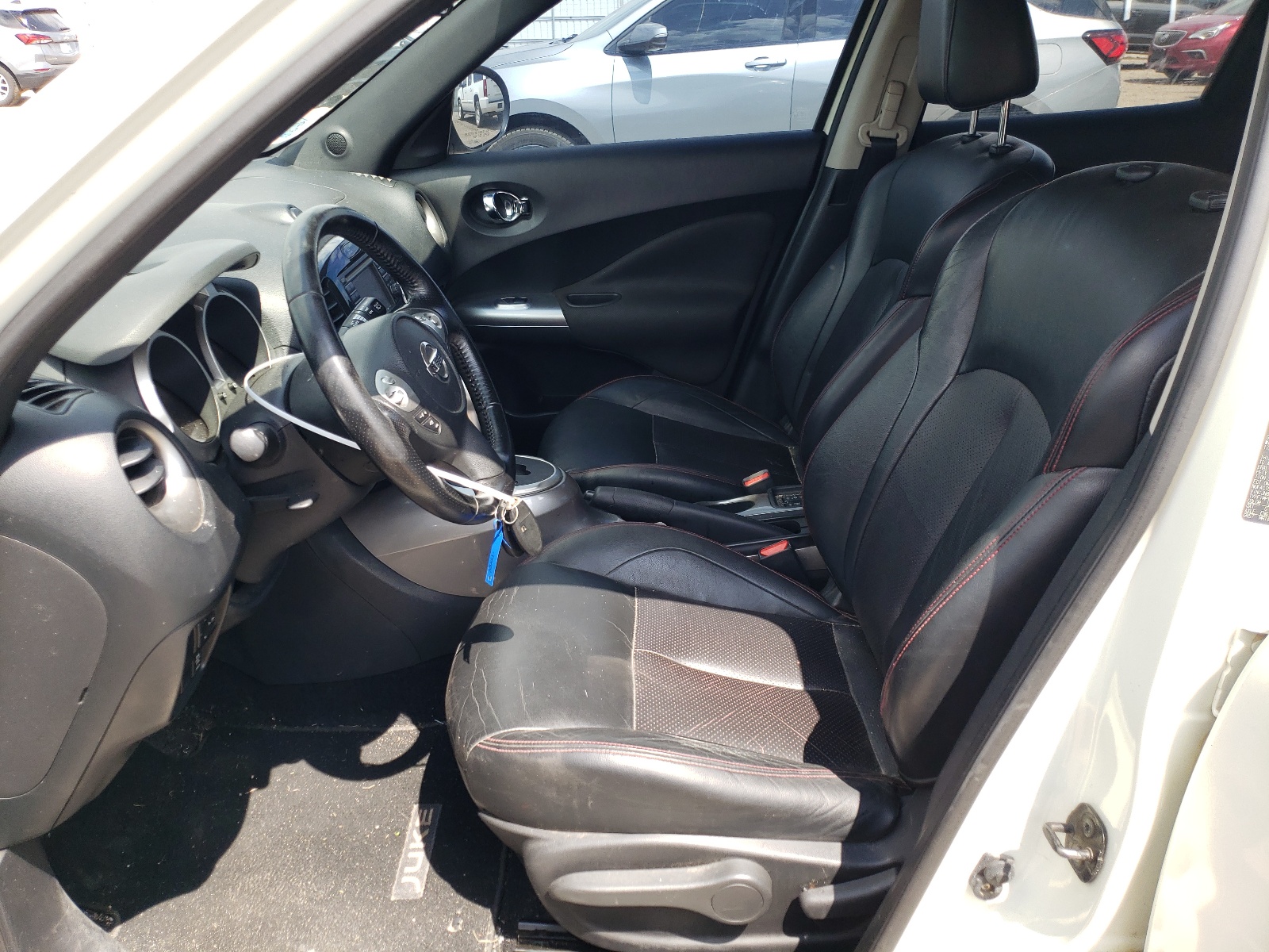 JN8AF5MV8BT022727 2011 Nissan Juke S