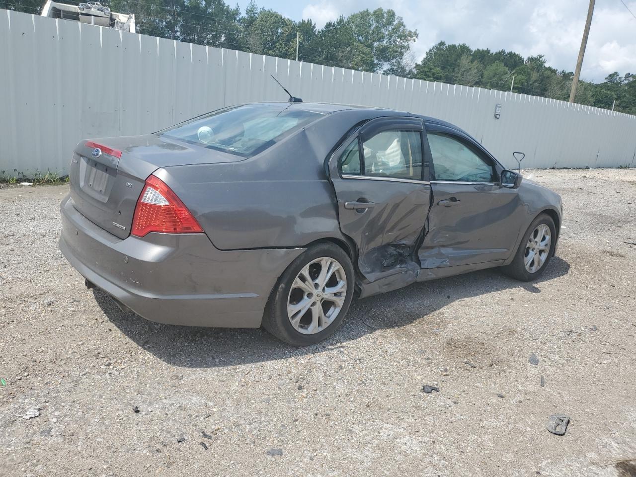 2012 Ford Fusion - Image 3
