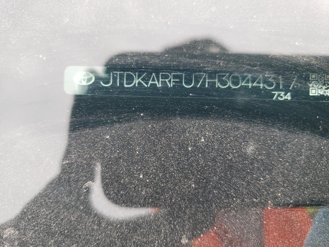 2017 Toyota Prius - Image 13