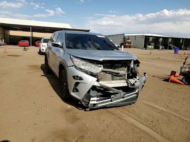 2019 Toyota Highlander Le VIN: 5TDBZRFH4KS945436 Lot: 61199524
