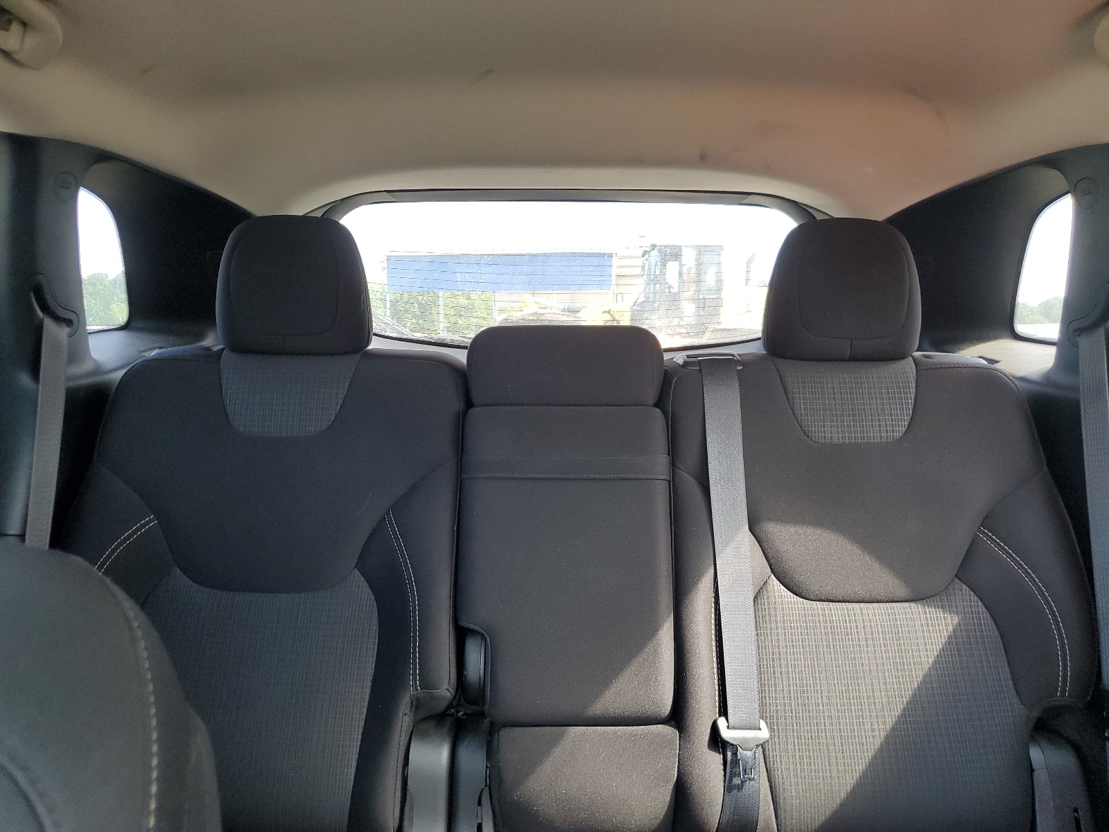 1C4PJLCB9FW694302 2015 Jeep Cherokee Latitude