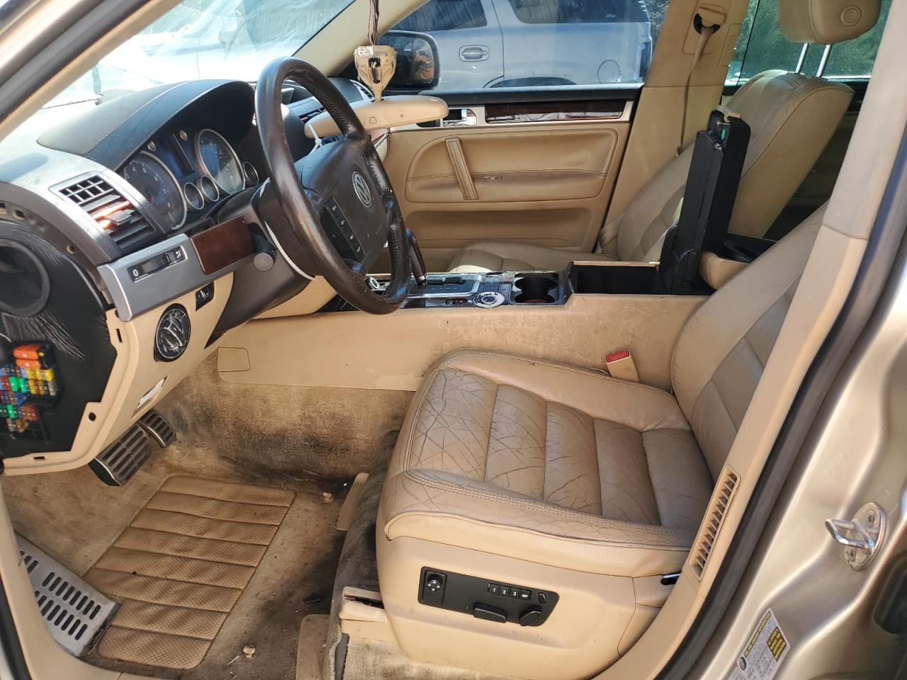 2004 Volkswagen Touareg 4.2 VIN: WVGCM77L34D049763 Lot: 60417914