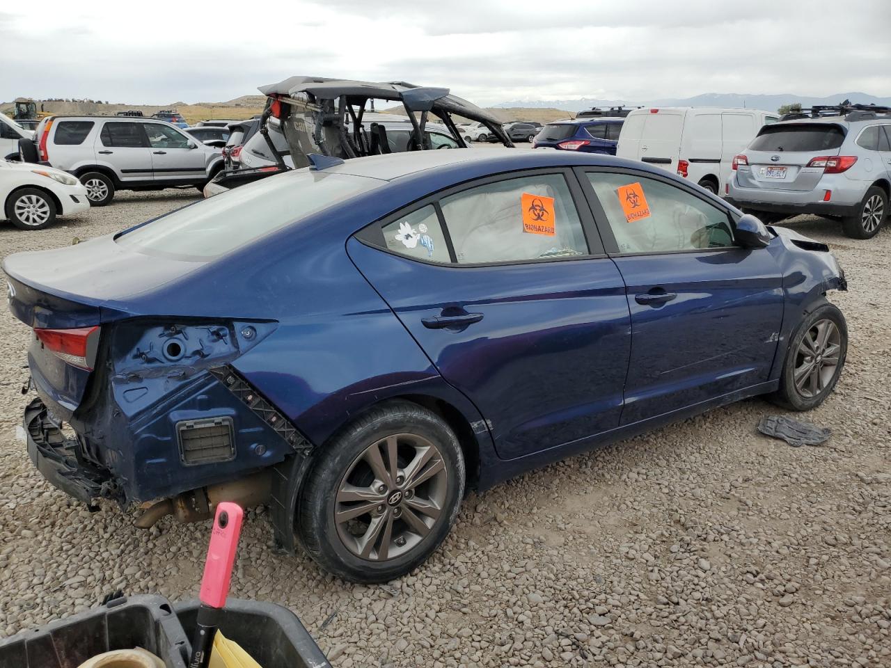 2017 Hyundai Elantra - Image 3