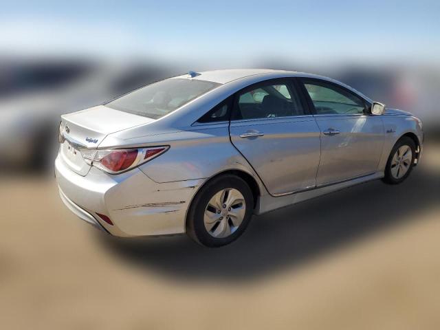  HYUNDAI SONATA 2013 Серебристый