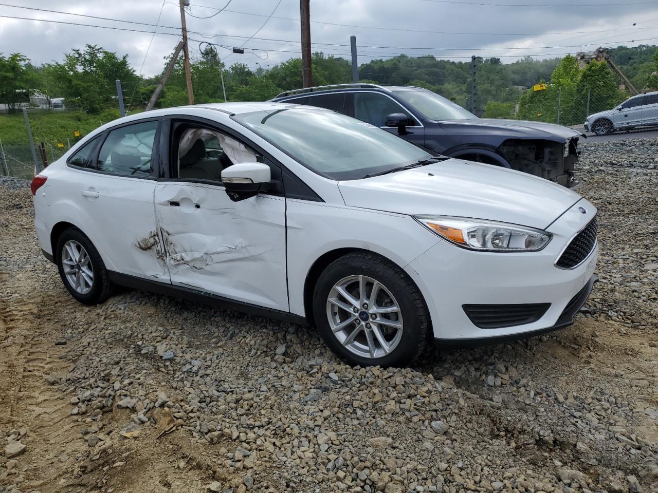 1FADP3F27GL365314 2016 Ford Focus Se