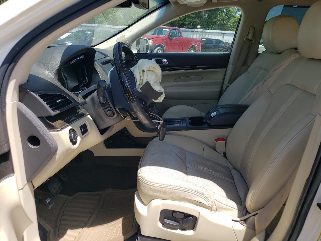 2014 Lincoln Mkt VIN: 2LMHJ5FKXEBL50523 Lot: 69790544