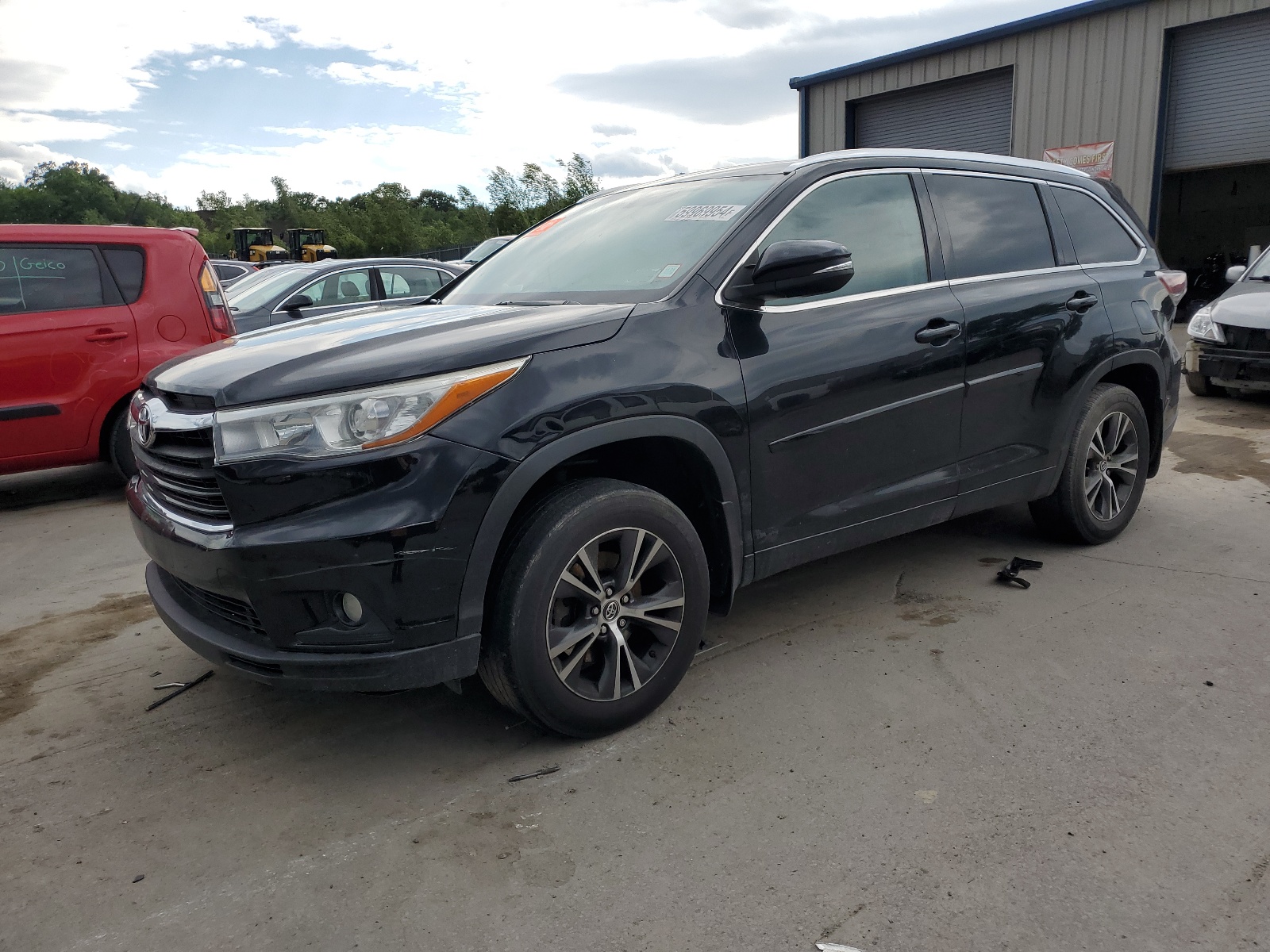 2016 Toyota Highlander Xle vin: 5TDJKRFH6GS332449