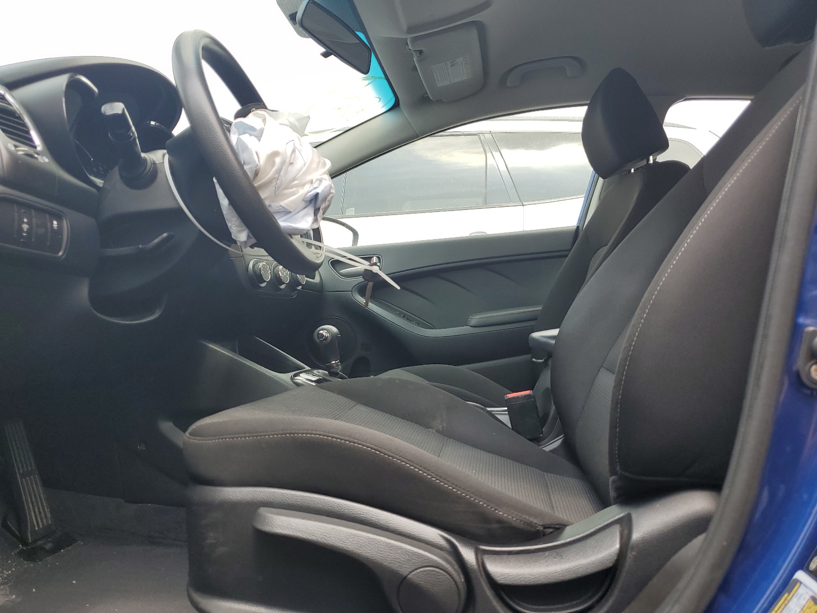 3KPFK4A71JE272671 2018 Kia Forte Lx