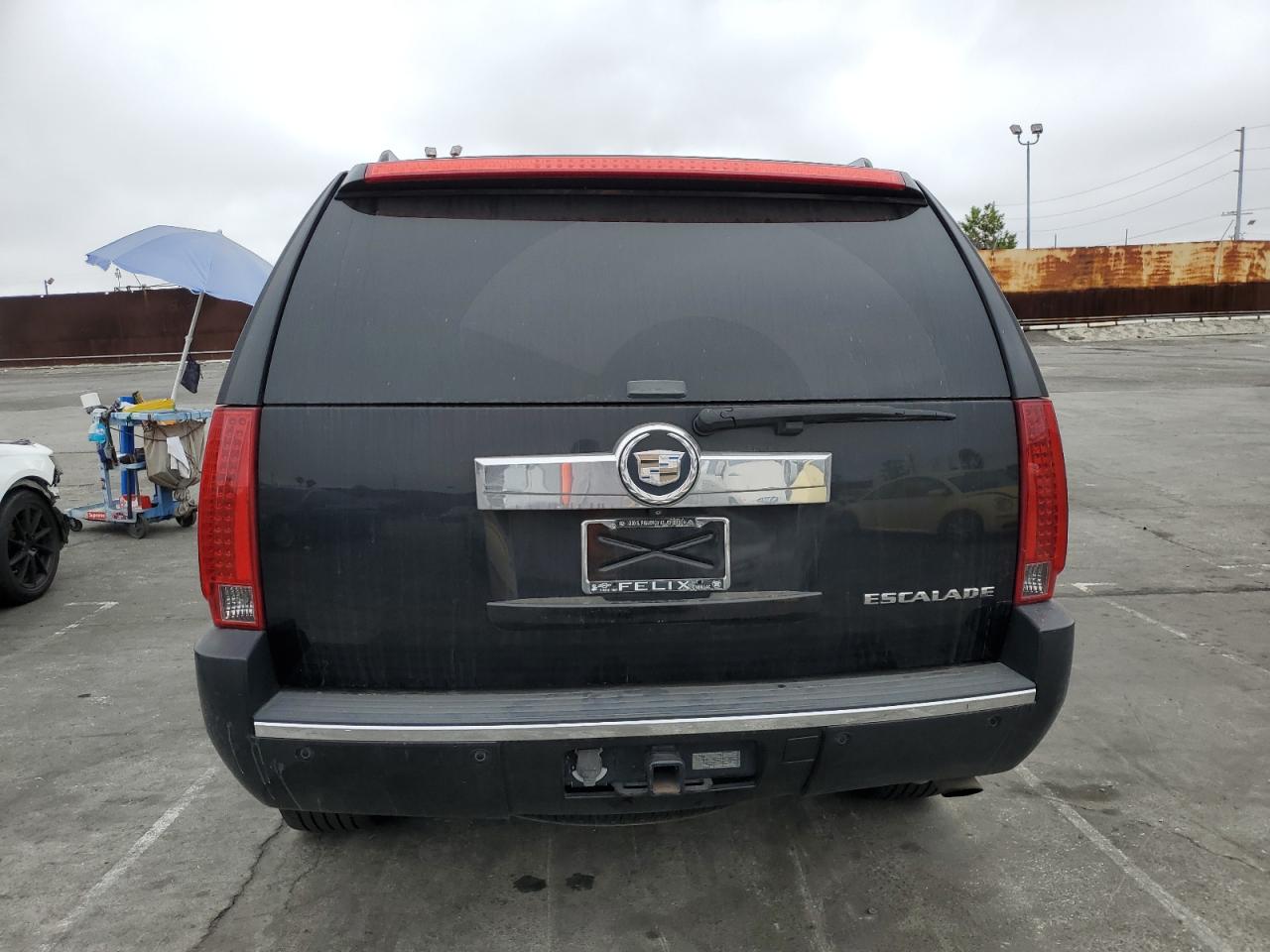 1GYEC63828R152137 2008 Cadillac Escalade Luxury