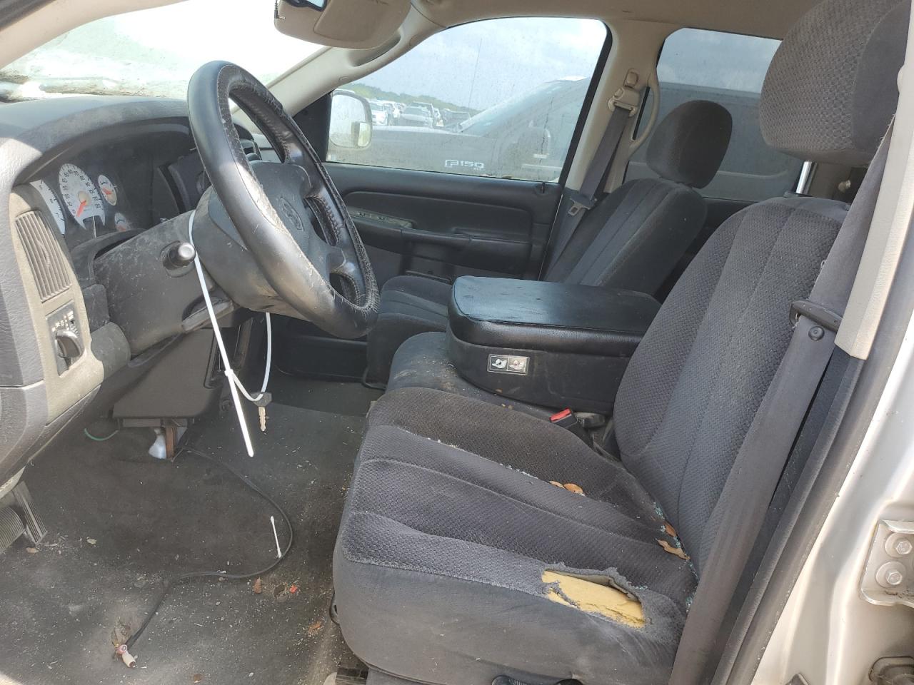 2002 Dodge Ram 1500 VIN: 3D7HA18Z42G173615 Lot: 57739034