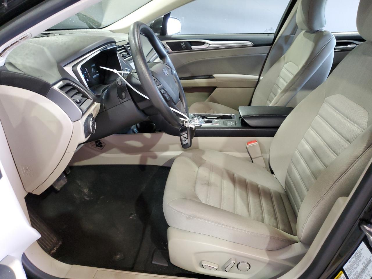 2019 Ford Fusion Se VIN: 3FA6P0LU1KR217652 Lot: 59440814